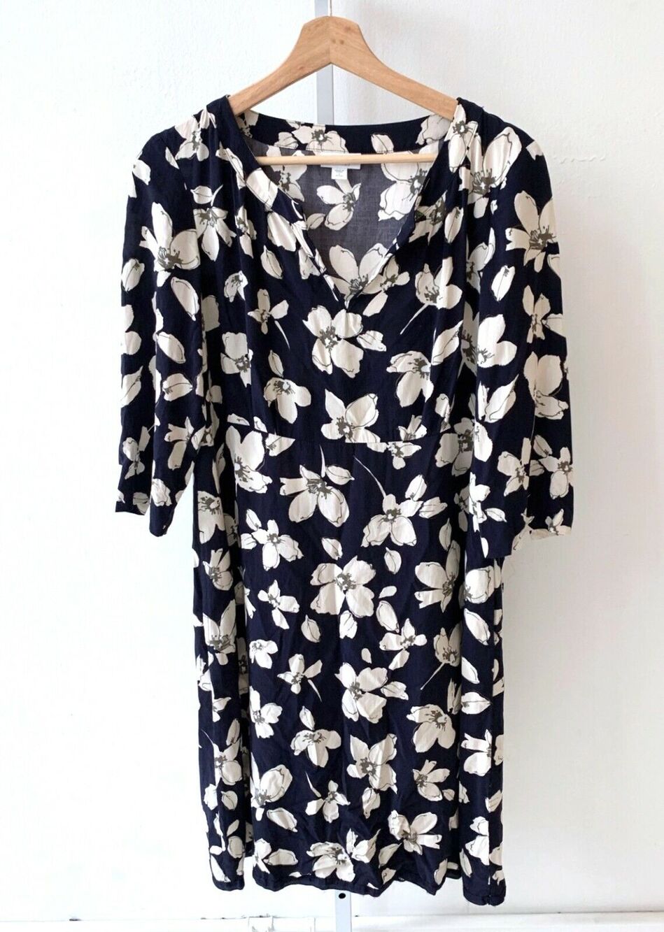 J. JILL Petite S PS Floral Print Dress 3/4 Sleeve V-Neck Knee Length Rayon Navy